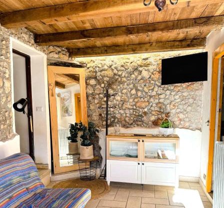 Grottino Apartment Parco Velino Sirente