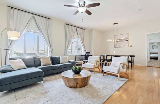 Group Retreat 15Min > NYC, MetLife, Mall + Free Parking