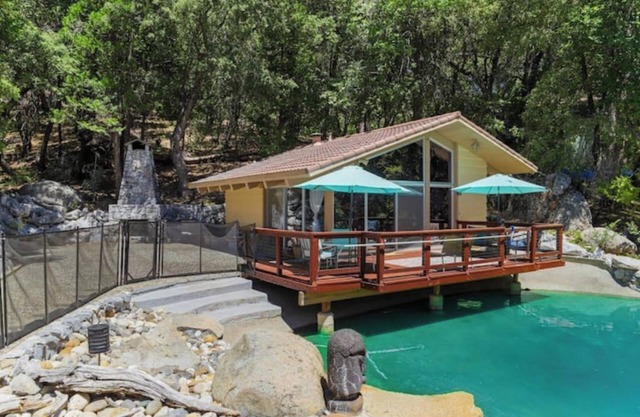 Guest House Getaway @ Chateau Du Ray