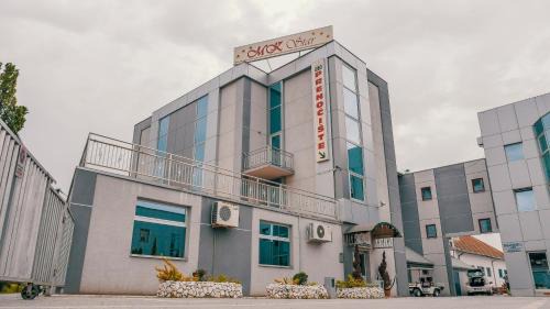 Guest House MK Star