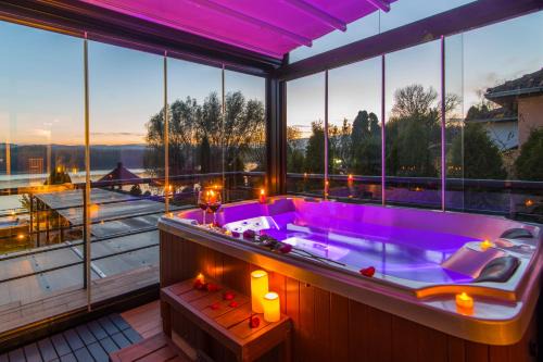Guest House Panorama Aqualux with Free Parking