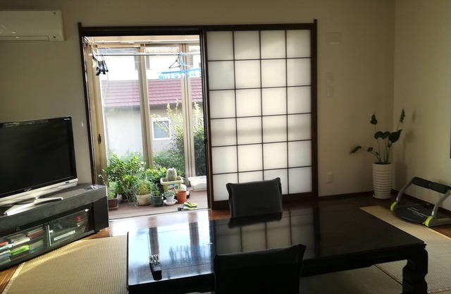 Casa de huéspedes SAKURA JR Sta cerca, conexión directa del aeropuerto de Narita de la estación de Tokio