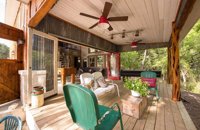 Cypress Creek Oasis - Glamping con un toque fresco