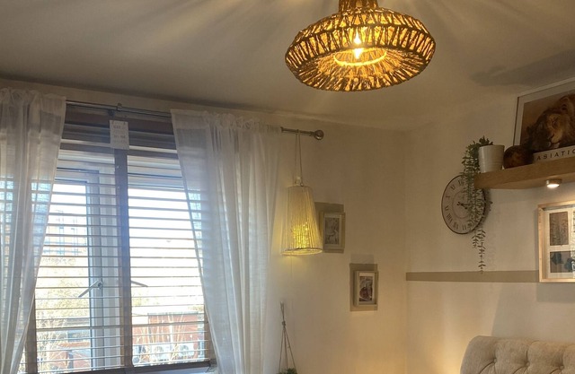 Guest Room - Shared Flat -Zone 1 -Central London -Vauxhall -Waterloo -Victoria