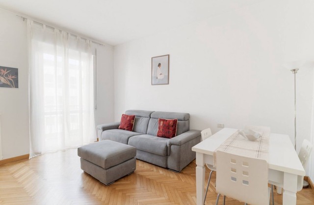 GuestHost - MM Lotto - Comfy & Bright Apartment X4