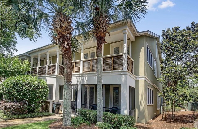 Gulf Place "Sea-renity Now!" 3BR | Sleeps 10| Gated Beach | Pool | Tennis