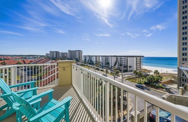 gulf view! only 30 steps to the pool and hot tub!!