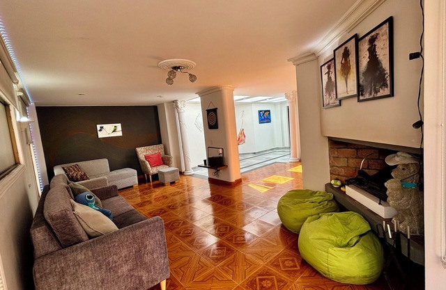 Habitación privada en apartamento Santa Bárbara, Bogotá