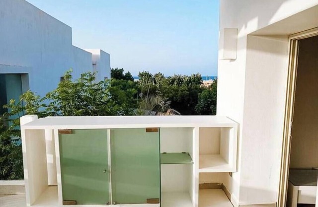 Hacienda White 6-BR Villa