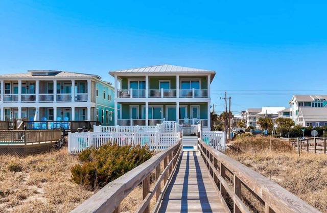 Hakuna Matata - Oceanfront, Private Pool, Elevator