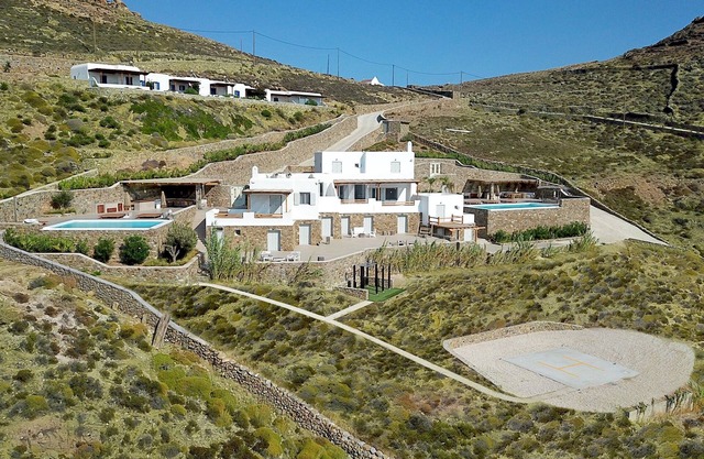 Halu Luxury Villa - 8 Bedroom