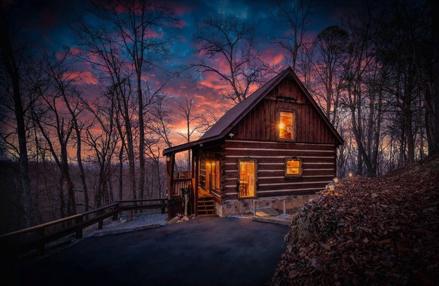 Cabaña de madera de lujo con vistas a Smokies, capacidad para 6 personas