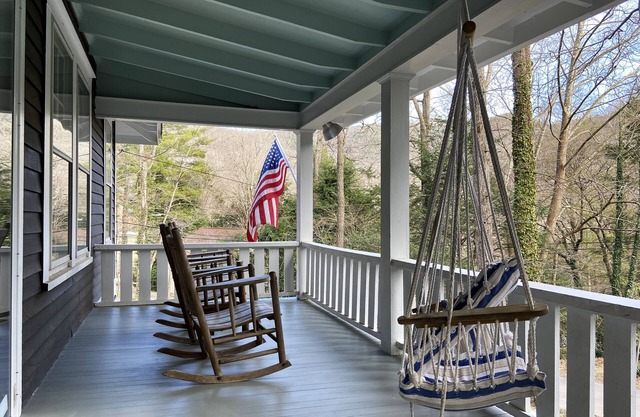 Happy Clan Cottage - Actualizado 1921 Montreat Cottage