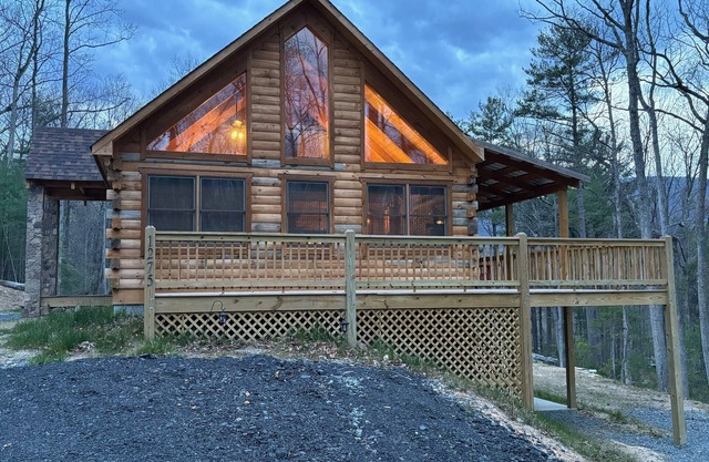 Happy Mountain Cabin