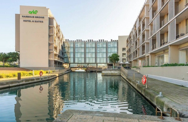 Harbour& Canals Family Apt with Parking, A/C, Fast