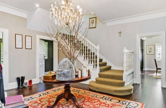 Harbourside Family Friendly Home in Kurraba Point
