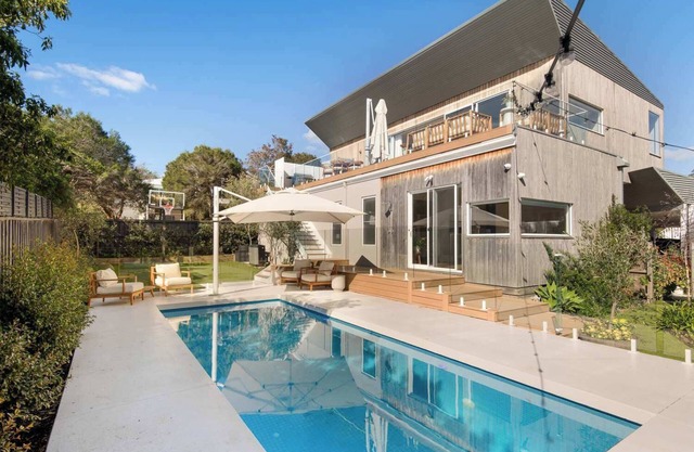 Haven on Birdwood 400m to Beach