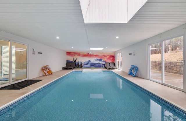 Heated Indoor Pool!!! BRAND NEW 6BD/5BA HOUSE!!!!!