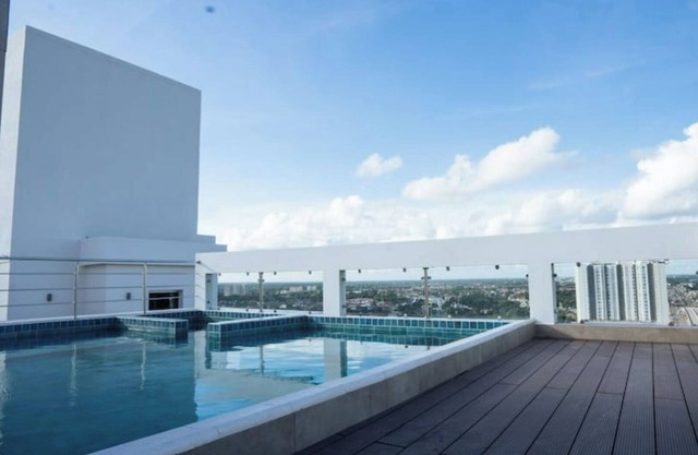 Hermoso departamento 4 habitaciones con baño a 10 min del aeropuerto