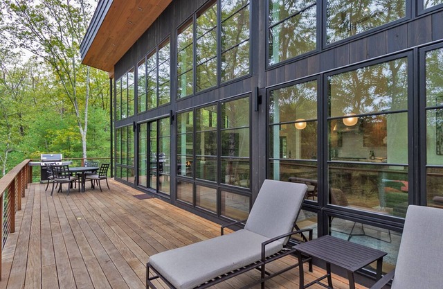 Hidden Mountain 4 bdrm 3 bath w/fire pit - Brand New Listing!