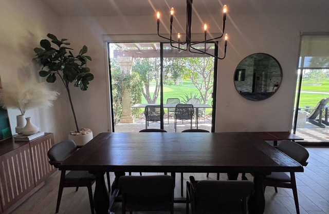 Oasis en el desierto recientemente remodelado !! ¡Marzo de 2019 ya disponible!