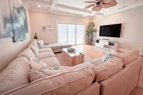 High Tide Hideaway by Sea Scape Properties