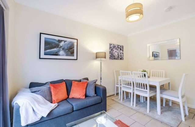 High Wycombe Home Free Parking Free WiFi Garden