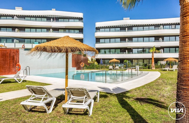 Higueron Premium | Apartamento con piscina en Fuengirola