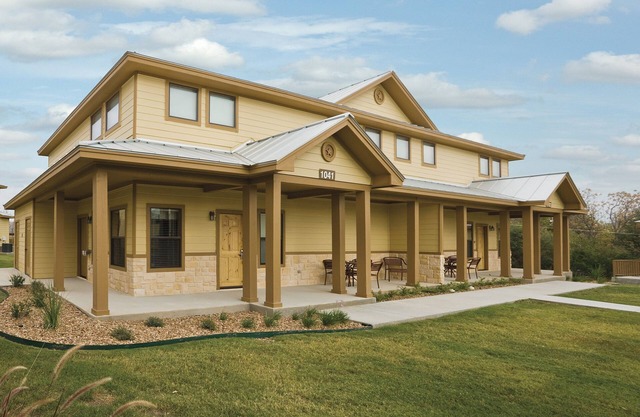 Hill Country condominio de lujo rústico con piscina climatizada y cerca de Gruene Hall