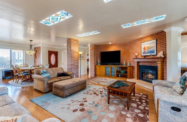 Hilltop Retreat in Morro Bay ~ 30+nights ~