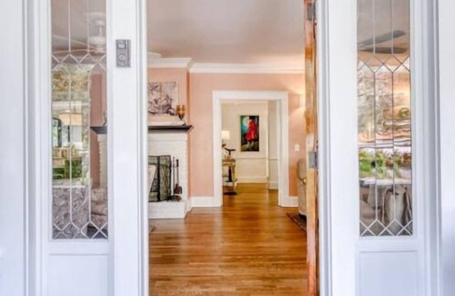 Historic charm meets modern luxury/walkable dwntn