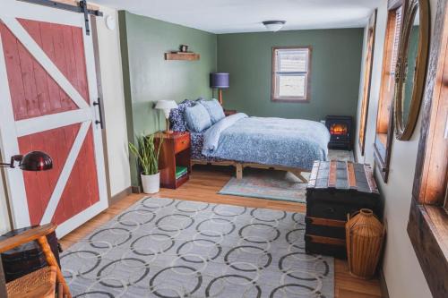 Historic Farmhouse Apartment