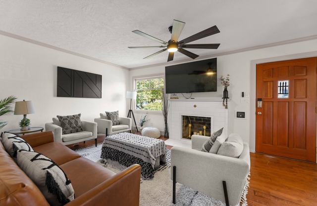 Historic Home W/ RV Hookups DT Location