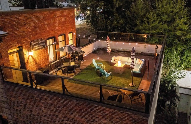 Downtown Spirit Lake’s Only Rooftop Haven