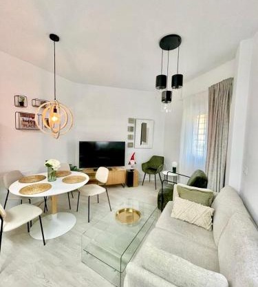 Historical centre! private TERRACE & GYM-near public parking