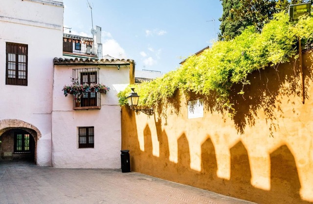Holi-Rent Puerta Judería Singular casa de 4 dormitorios y 4 baños