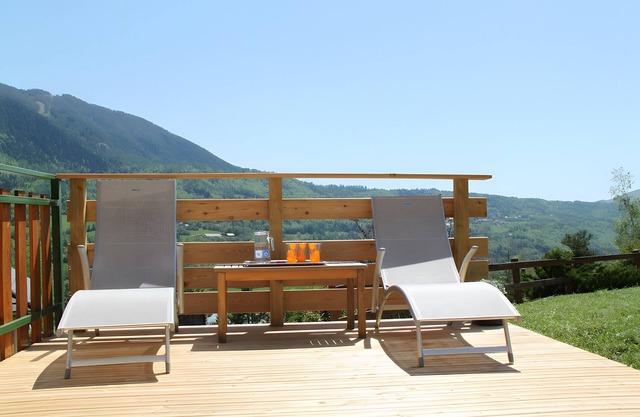 Holiday Home 'Gentianes Bleues' with Mountain View, Private Terrace and Private Garden
