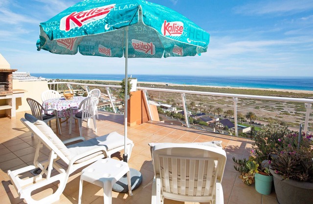 Apartamento vacacional "Mirador Balcón De Jandía 1" con vistas al mar, terraza privada y Wi-Fi