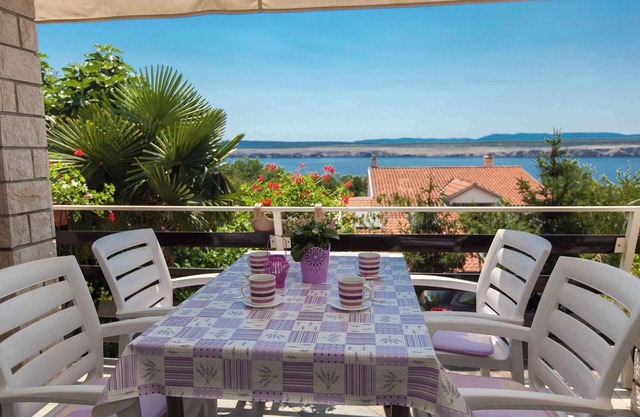 Apartamento vacacional 250 m de la playa