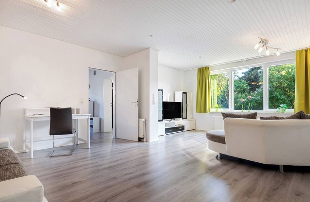 Apartamento 'Am Fährhafen' con jardín privado y Wi-Fi