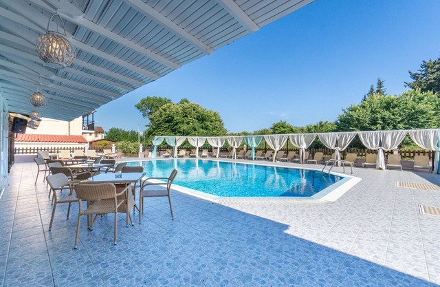 Apartamento vacacional "Basic Twin Room Sandy Beach Annexe" con piscina compartida y Wi-Fi