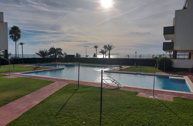 Apartamento vacacional Casa Conchita con vistas al mar, piscina compartida y Wi-Fi