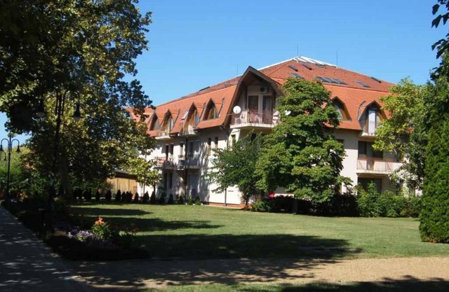 Holiday apartment In the city center with air conditioning
