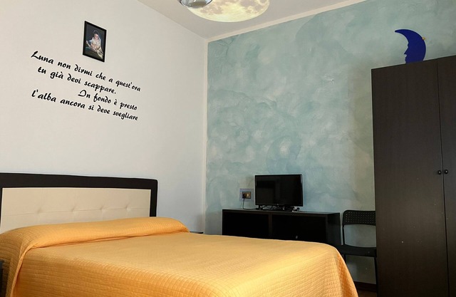 Apartamento vacacional "Luna" con vistas al mar, jardín compartido y Wi-Fi