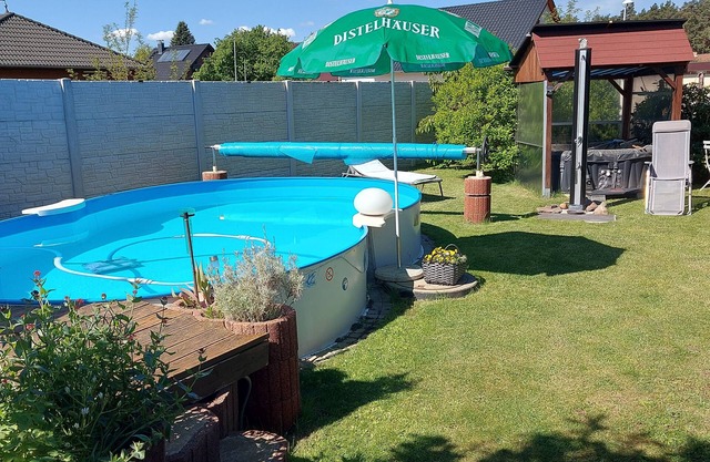 Apartamento 'In Spreewaldnähe' con piscina compartida, terraza compartida y Wi-Fi