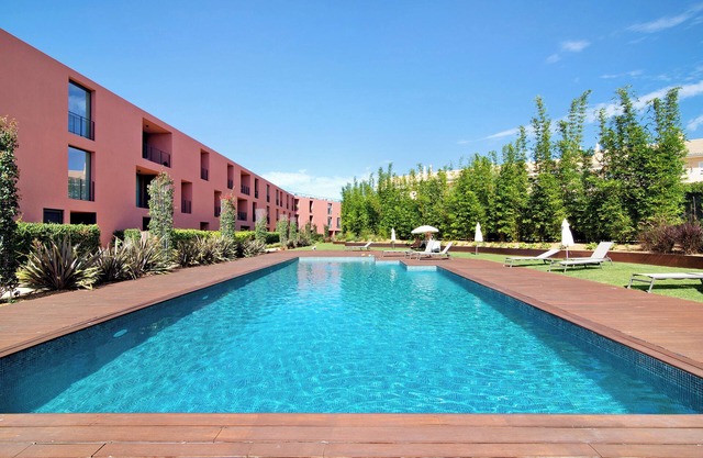 Apartamento vacacional "Unique Luxury Condo In Vilamoura" con 2 balcones, piscina compartida y Wi-Fi