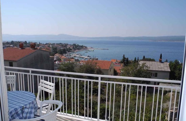 Apartamento vacacional con vistas al mar