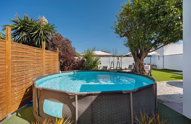 Casa de vacaciones 'Limón Y Sal' con piscina privada, Wi-Fi y aire acondicionado