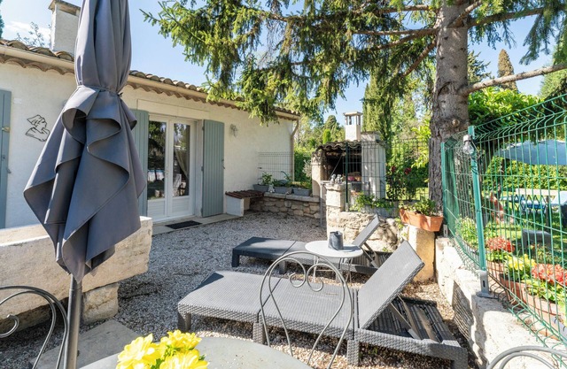 Apartamento vacacional "Agréable A La Campagne" con piscina privada, terraza privada y Wi-Fi