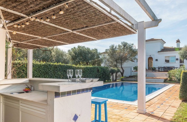 Casa de vacaciones 'Capuchina' con piscina privada, Wi-Fi y aire acondicionado